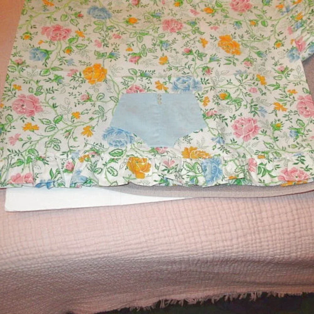 Vtg Set Of 2 Cotton Floral Pillowcases Standard Cottagecore Ruffled Embroidered